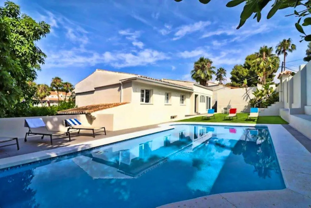 Image 1 of 5 bedrooms chalet with shared pool and wifi at Marbella