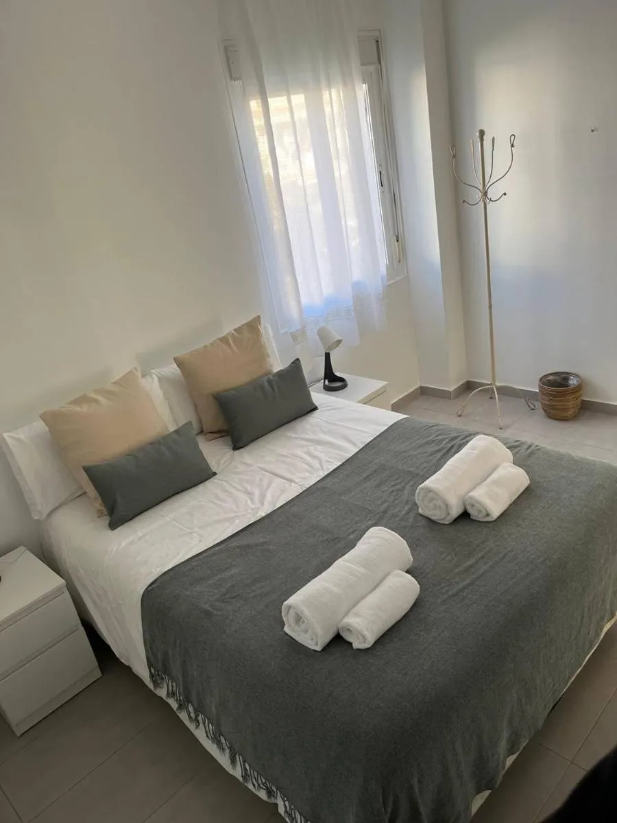 Image 4 of Apartamento Urb Los Naranjos 2 dormitorios y 1 baño, Wifi