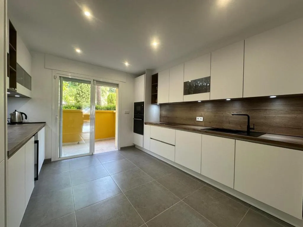 Image 4 of Apartamento en Elviria Hills