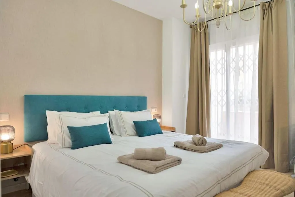 Image 5 of Apartamento en primera linea de golf con piscina – LOS CARTUJANOS 4 2 B