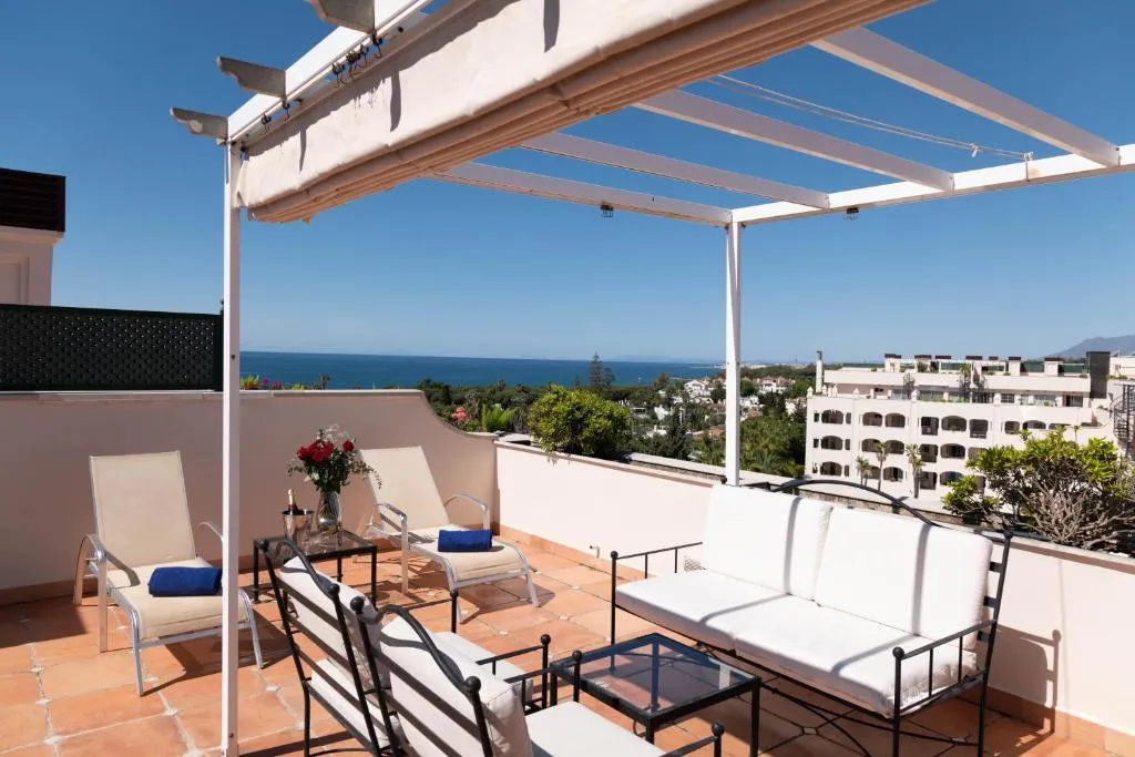 Image 5 of Guadalpin Suites