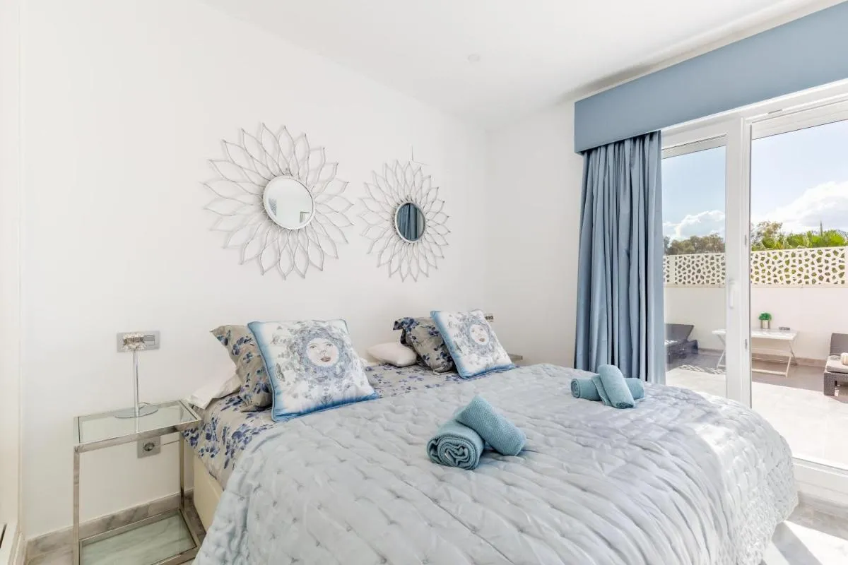 Image 1 of Holiday Penthouse in Puerto Banus
