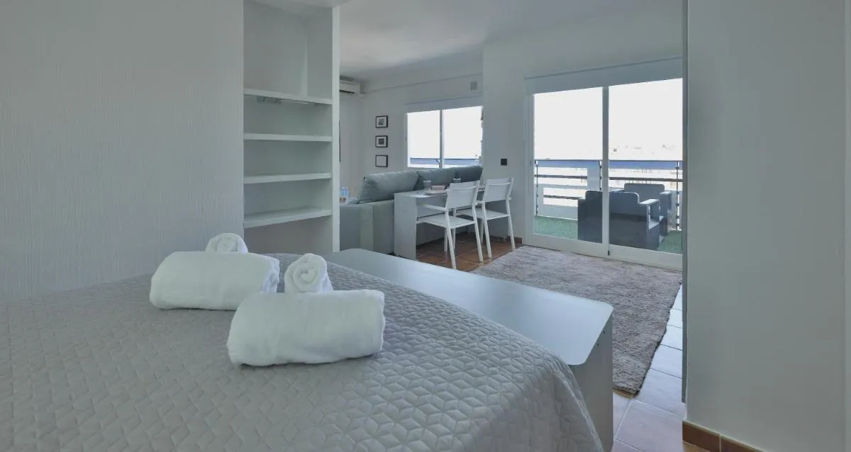 Image 1 of La Mar de Venus – Luxury Views in Puerto Deportivo