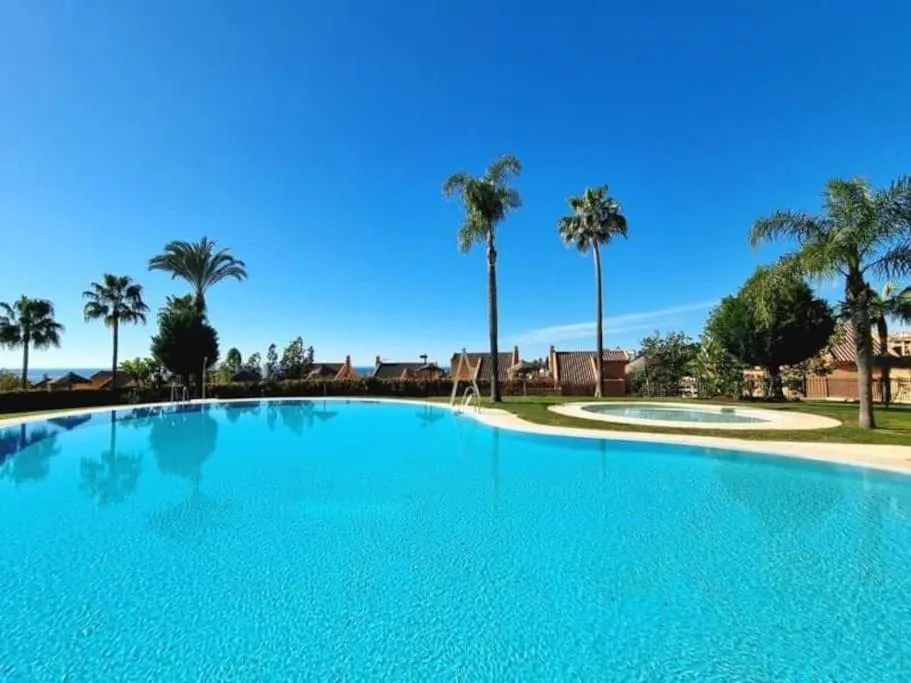 Image 5 of Luxury apartment with beautiful views