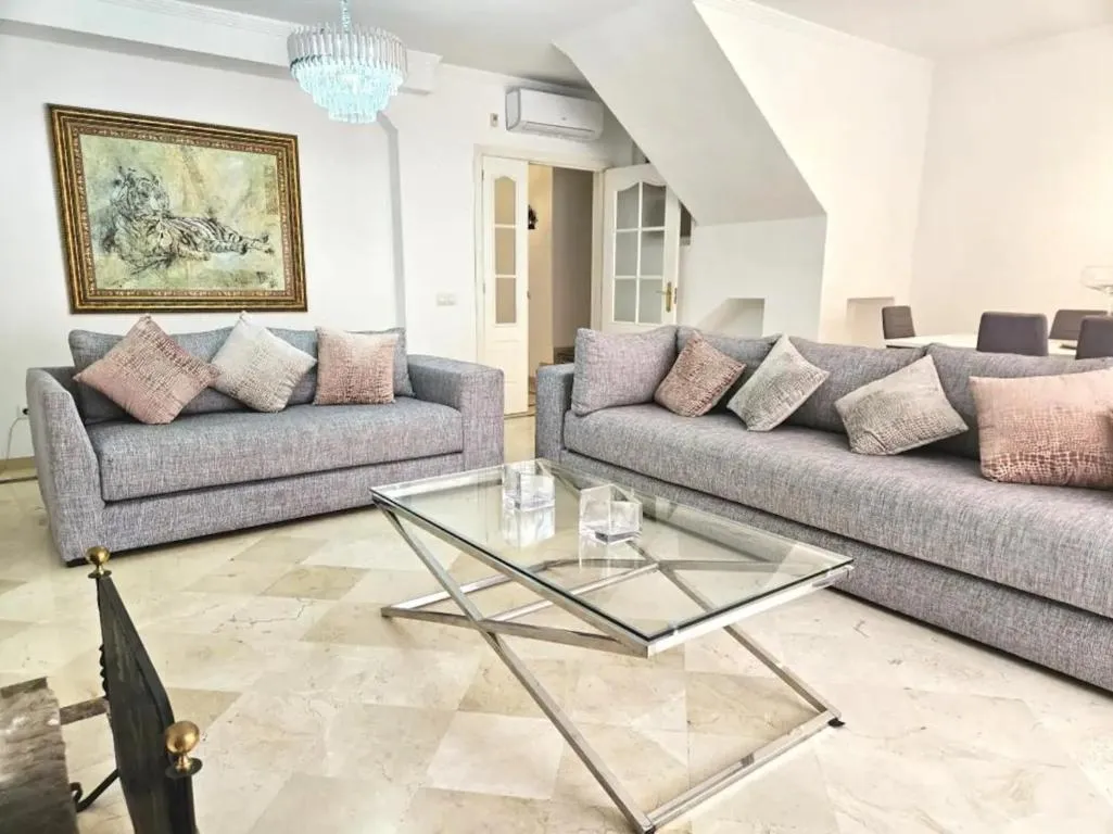 Image of Pass the Keys Amplia Casa en una zona ideal