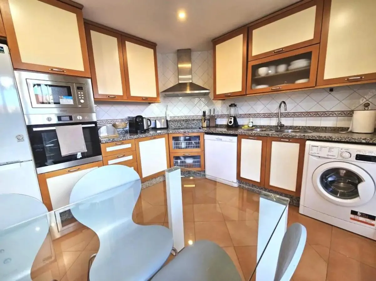 Image 4 of Pass the Keys Amplia Casa en una zona ideal