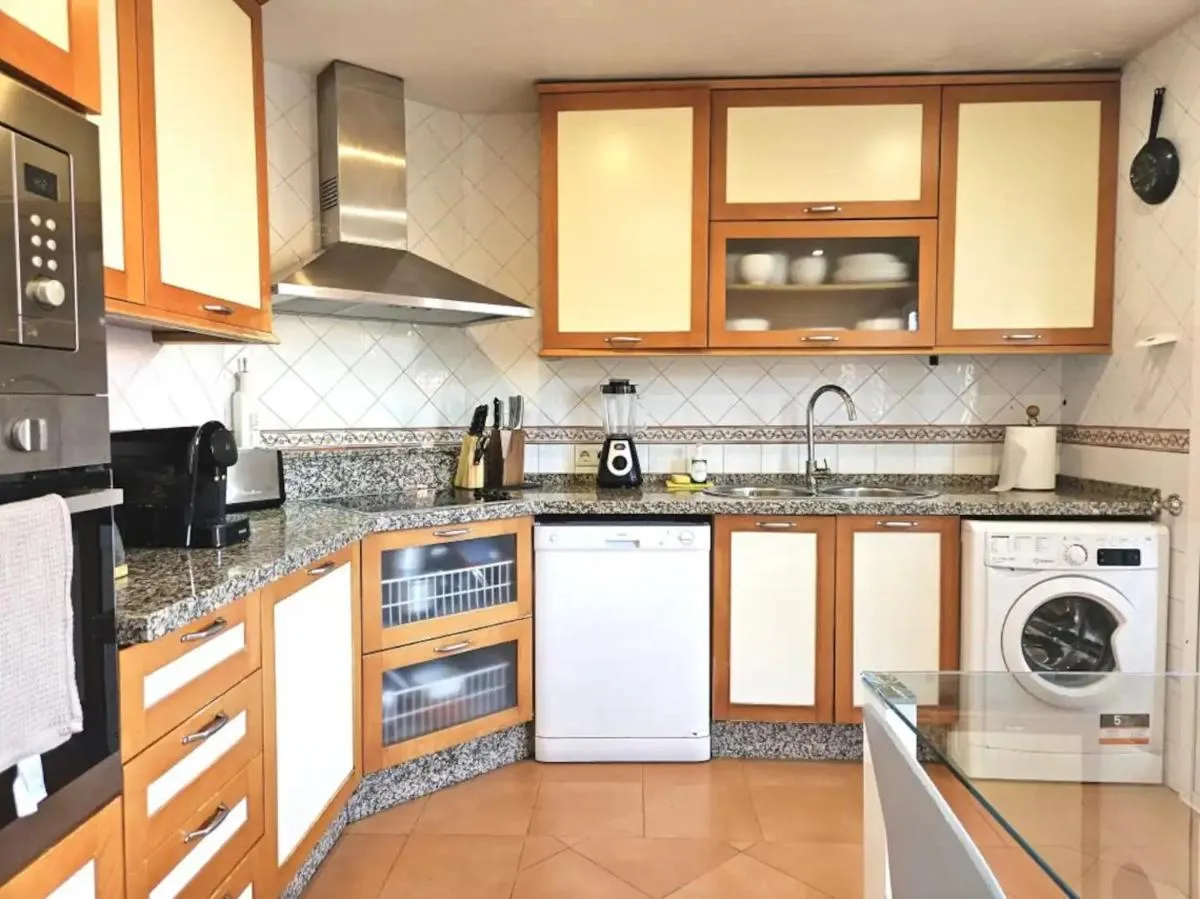 Image 3 of Pass the Keys Amplia Casa en una zona ideal