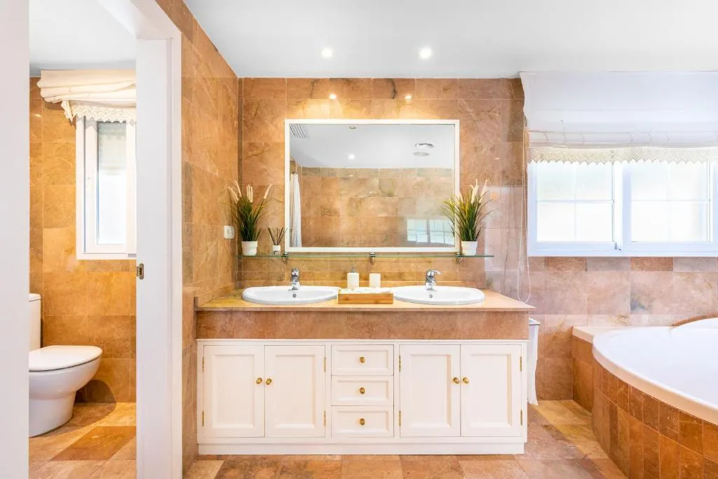 Image 5 of Spectacular Penthouse Puente Romano