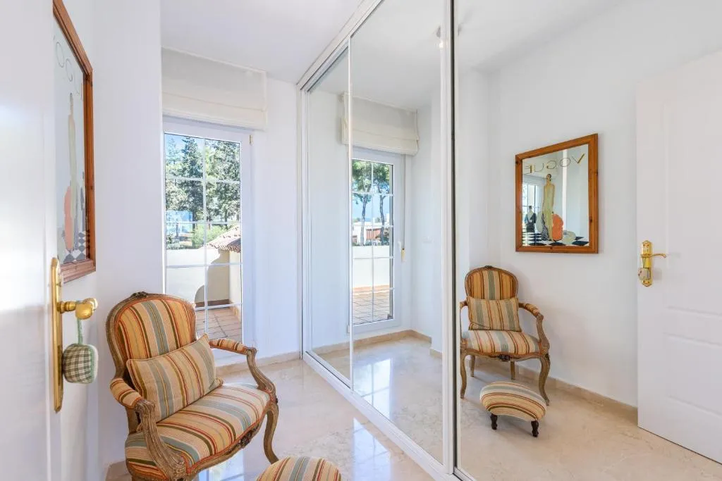 Image 3 of Spectacular Penthouse Puente Romano