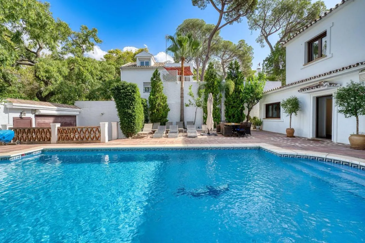 Image 5 of 1102 Villa with pool ,lounge, BBQ ,direkt in Marbella