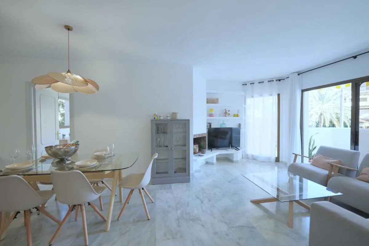 Image 2 of 2035 golden beach modern