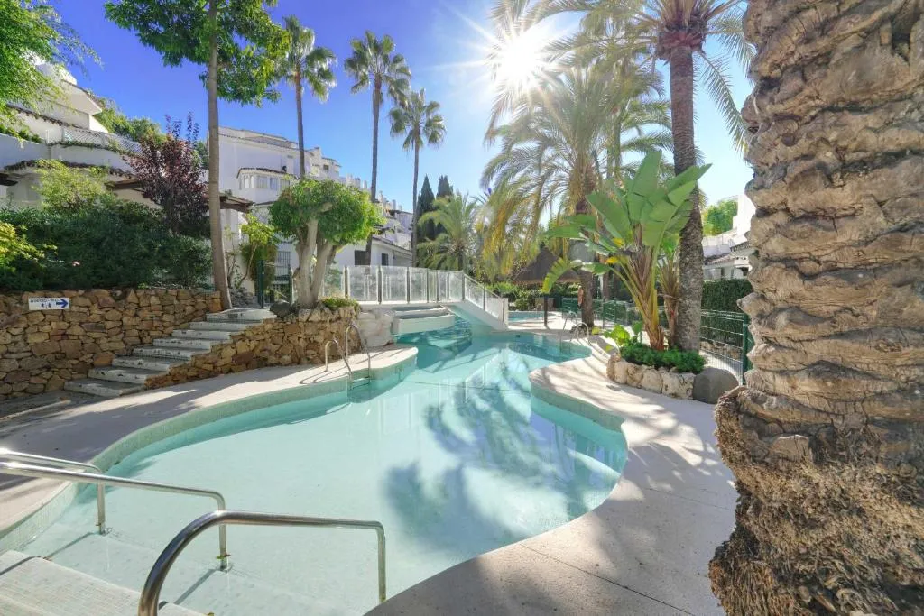 Image of 2035 golden beach modern