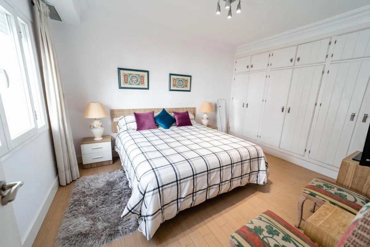 Image 1 of 2BDR NEW BRIGHT APARTMENT IN PUERTO BANUS