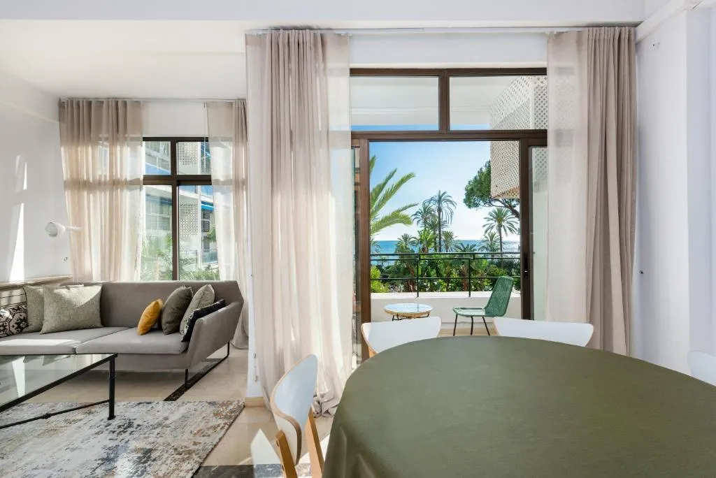 Image of 2 Bed Sea View in Marbella SKOL