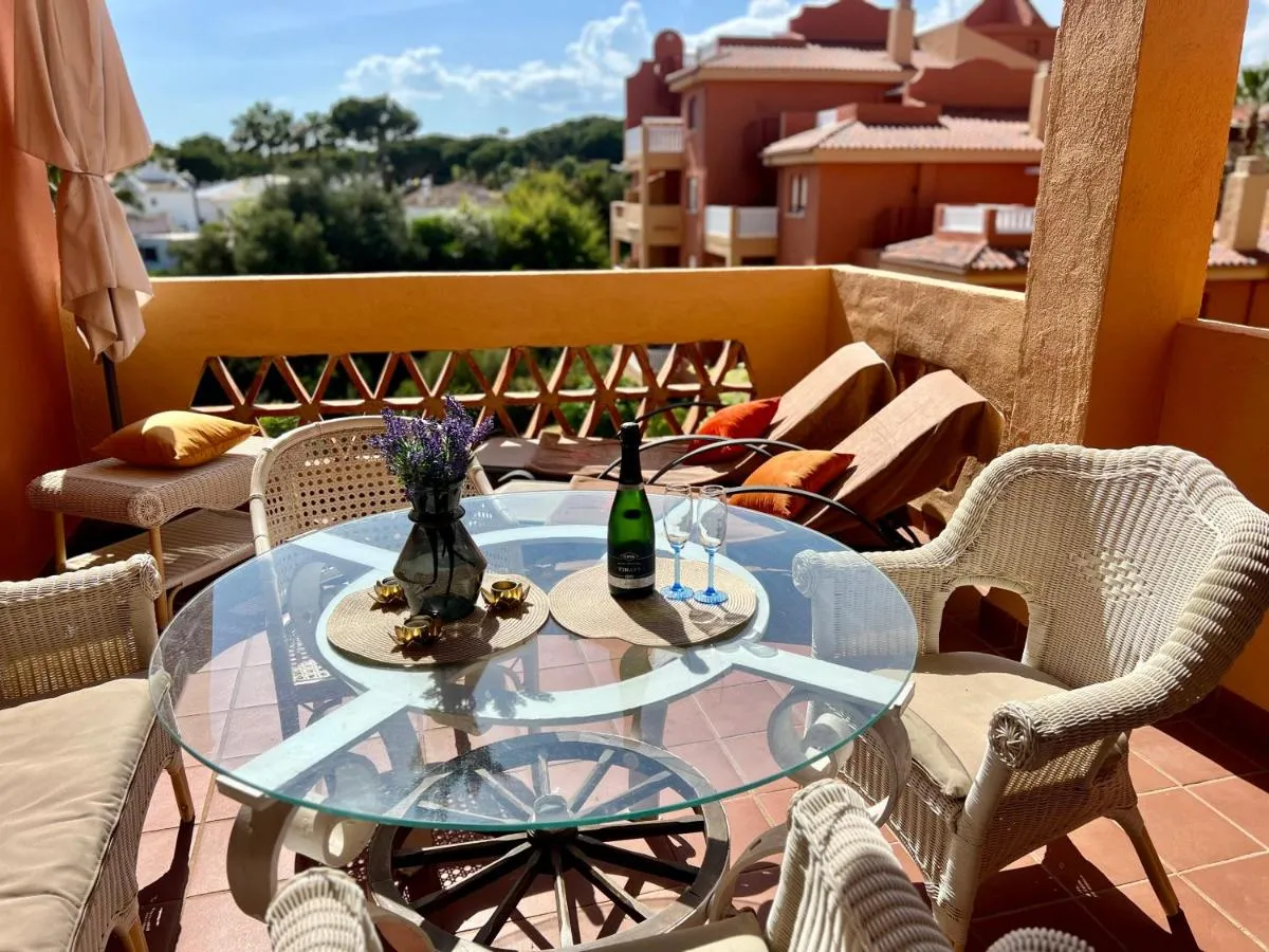 Image 4 of 2 Bedroom Apartment Marbella East – La Reserva de Marbella