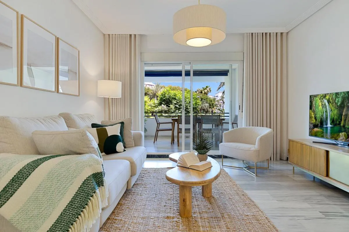 Image 3 of 2 Bedroom Apartment in Medina Garden – Puerto Banús