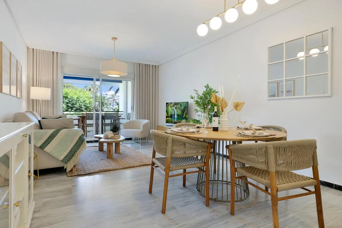 Image 2 of 2 Bedroom Apartment in Medina Garden – Puerto Banús