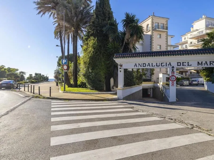 Image 1 of 2 bdr apartment next to the beach in Puerto Banús
