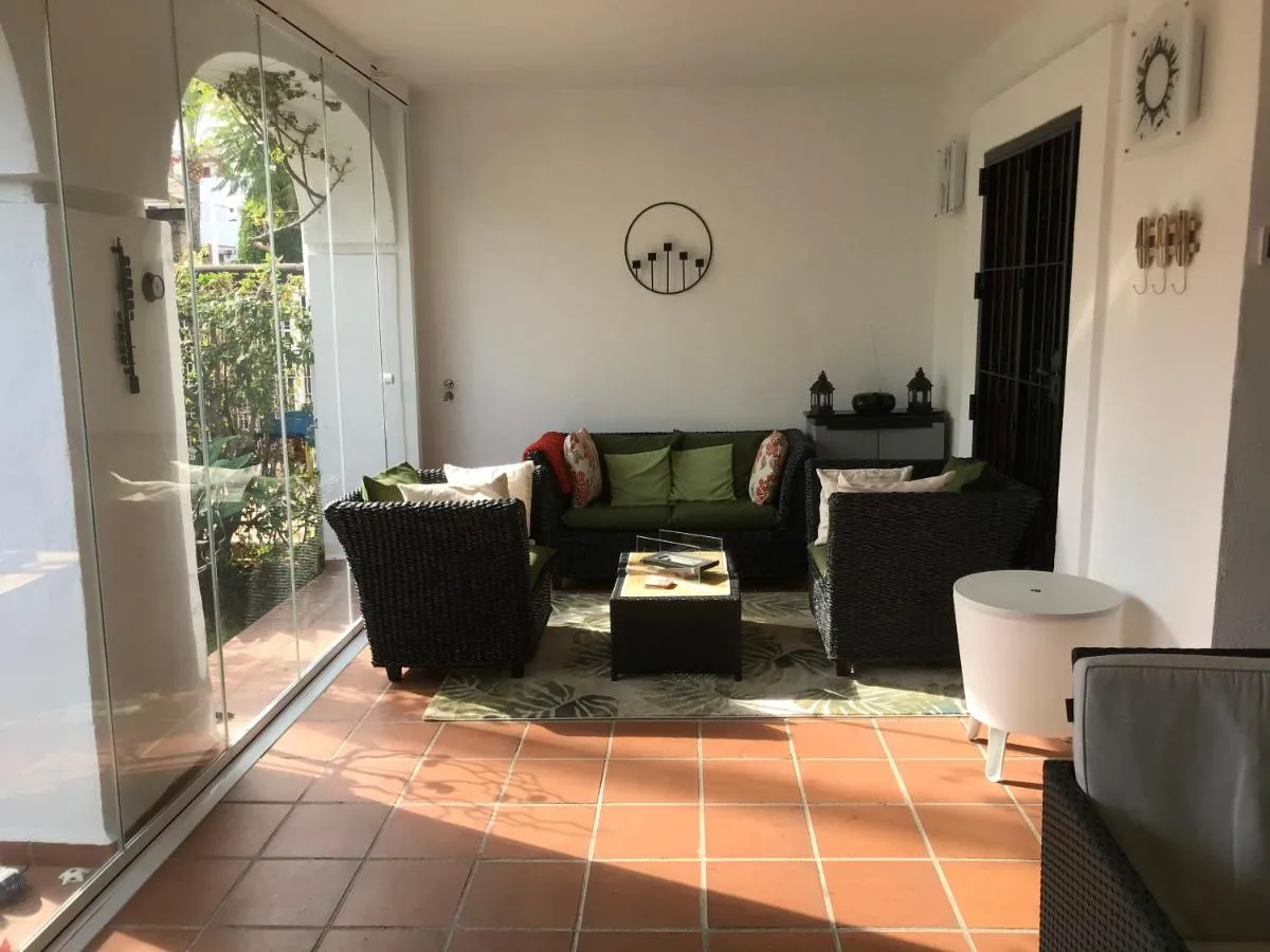 Image 3 of 2 bed Apartment in San Pedro Marbella