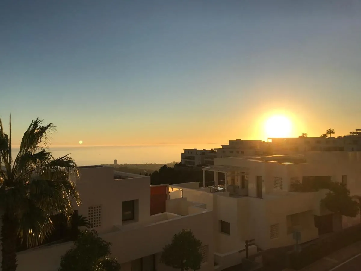 Image 2 of 360° seaview apartment Samara Resort Marbella