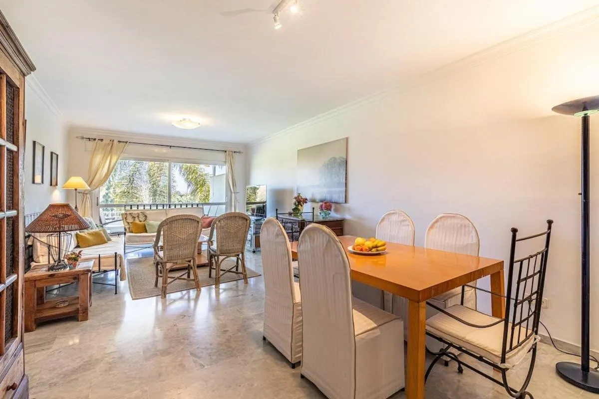 Image 3 of 3 Habitaciones – Guadalmina Baja