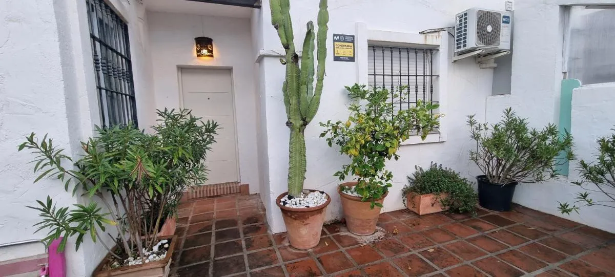 Image 5 of 4 Bed House with Pool Walk to Puerto Banus Fast Internet