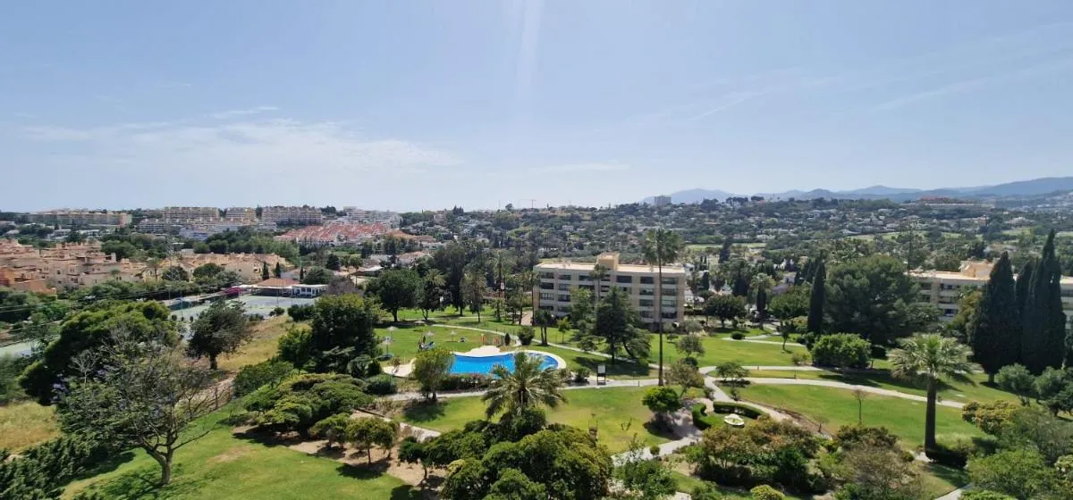 Image 1 of AMAZING APARTMENT WITH STUNNING VIEWS