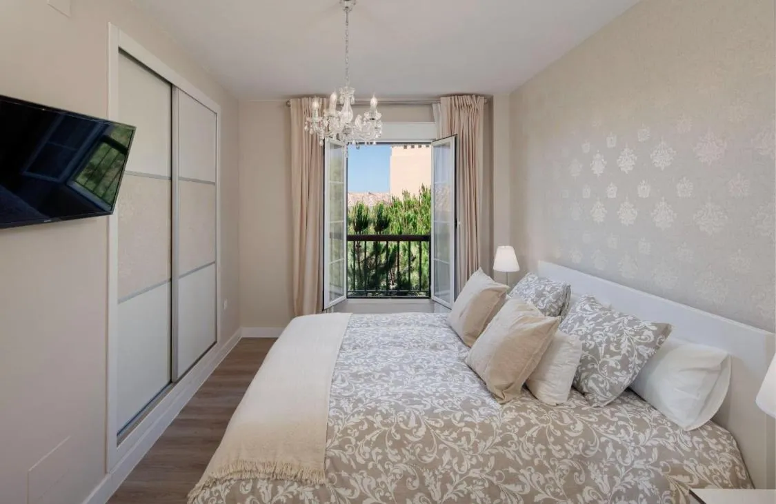 Image 5 of AMAZING DUPLEX NEXT TO THE BEACH IN MARBELLA