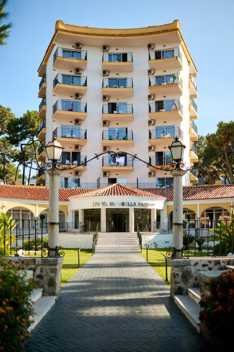 Image 3 of AluaSun Marbella Park