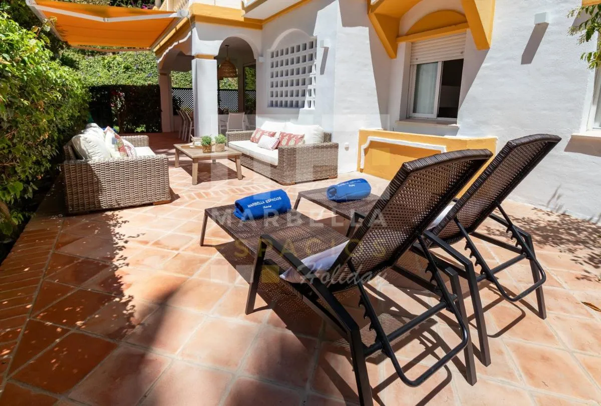 Image 6 of Amplio apartamento planta jardin Nagueles