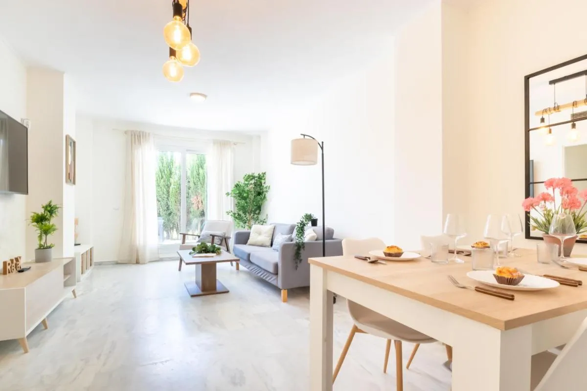Image 3 of Apartamento Altos de Banús lV