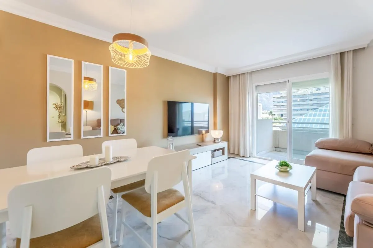 Image 1 of Apartamento Marina Banús ll