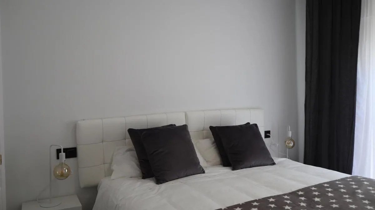 Image 2 of Apartamento NAGUELES 31