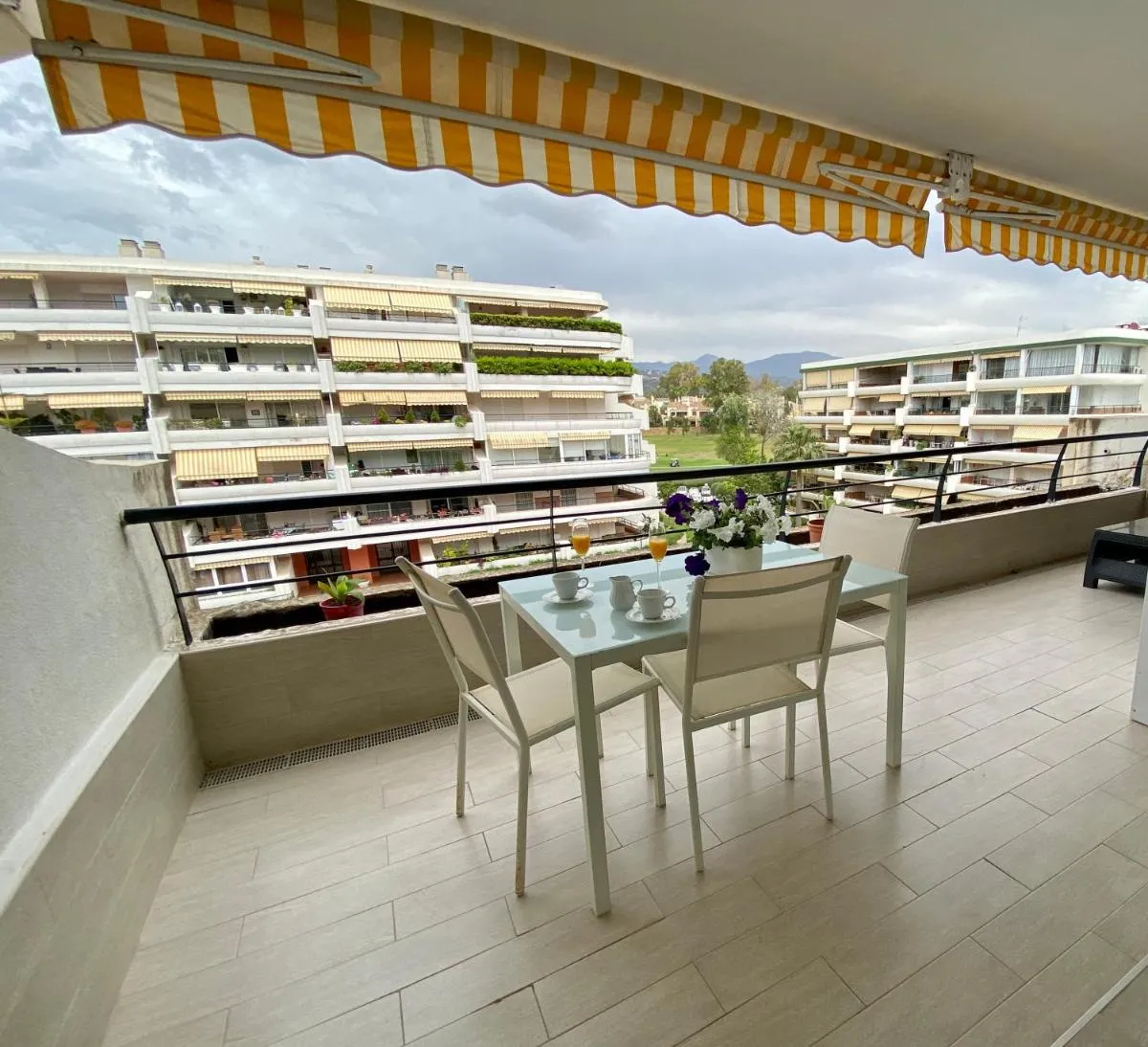 Image 5 of Apartamento con vistas y terraza en Guadalmina MAD