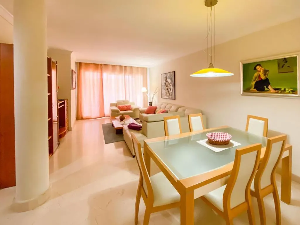 Image 1 of Apartamento en Los Patios de Santa Maria Golf