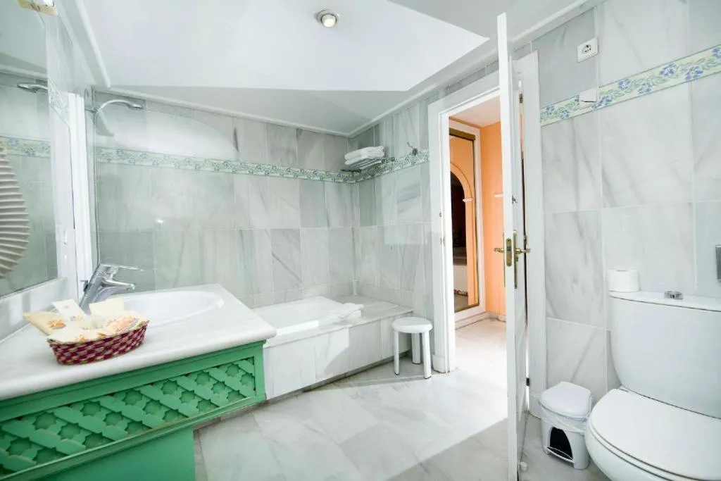 Image 4 of Aparthotel Monarque Sultán