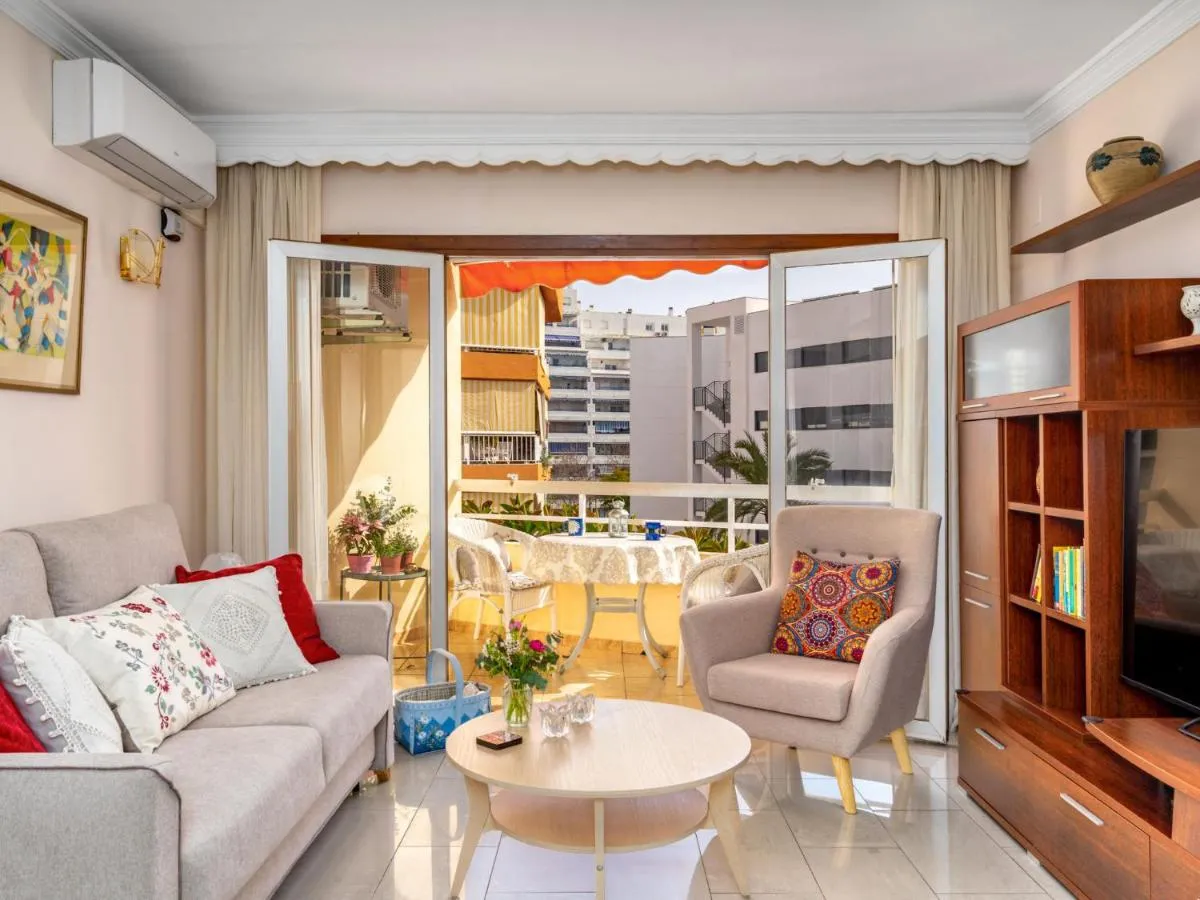 Image 2 of Apartment Caracas de Marbella by Interhome