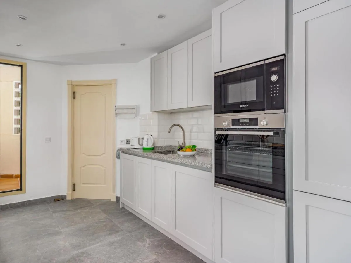 Image 4 of Apartment Fuente Aloha by Interhome