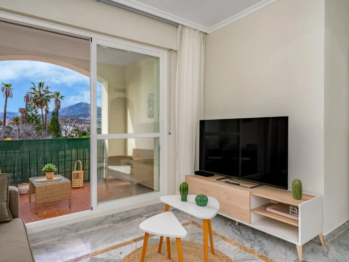 Image 5 of Apartment Lorcrisur Mountain view by Interhome