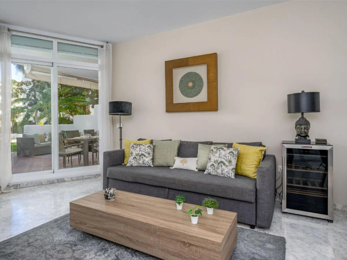 Image 2 of Apartment Marbella Real by Interhome