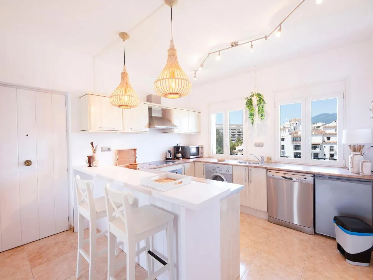 Image 2 of Apartment Puerto Banus OPQ by Interhome