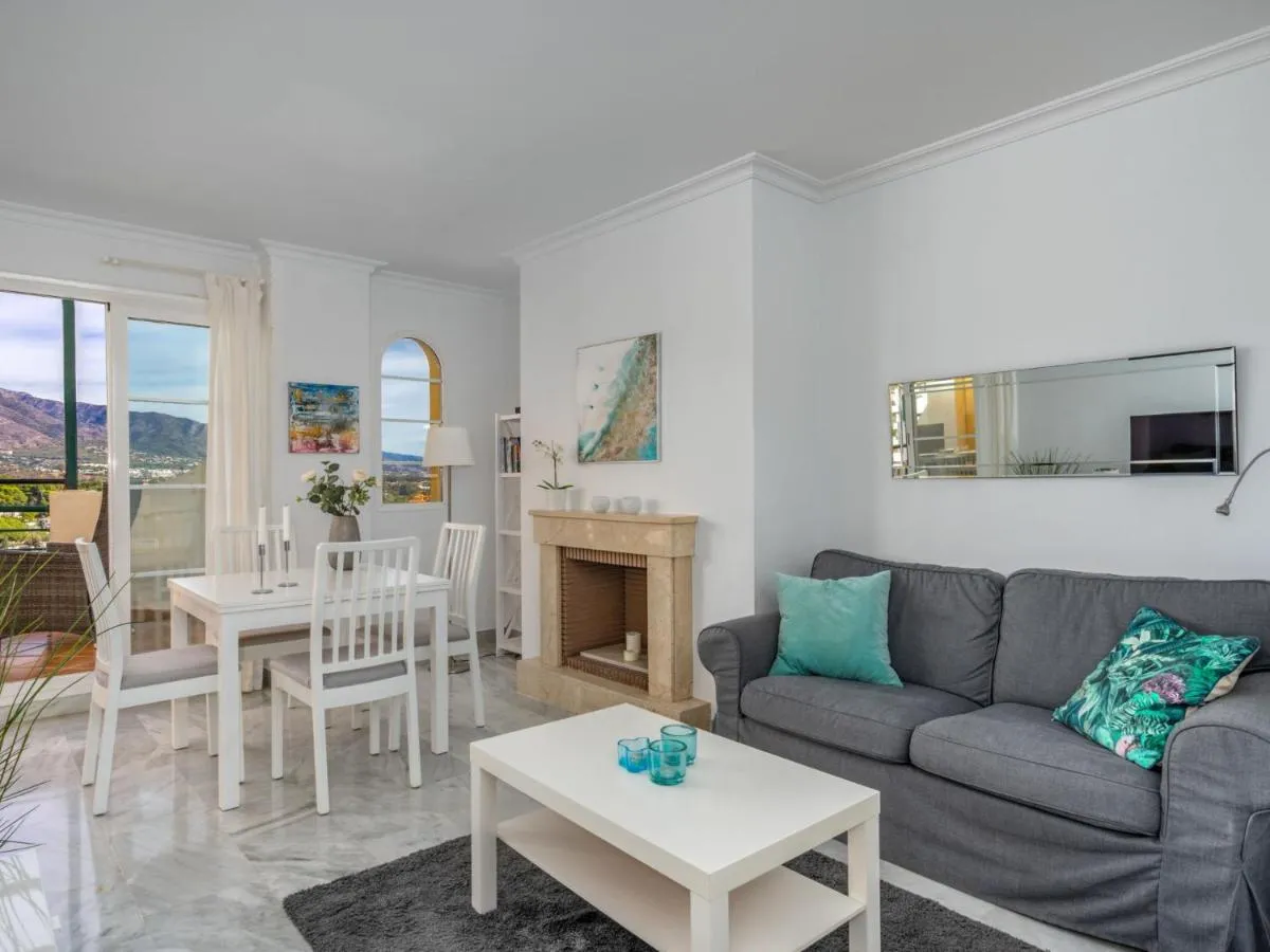 Image 3 of Apartment Senorio de Aloha by Interhome