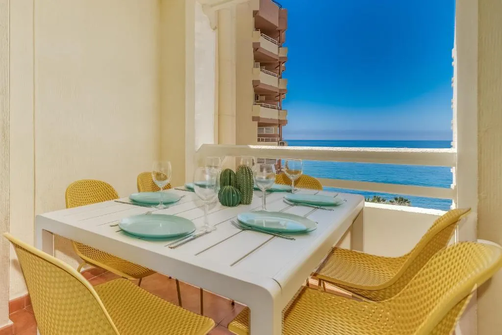 Image of Apartment on the first line of the sea with a view and free parking