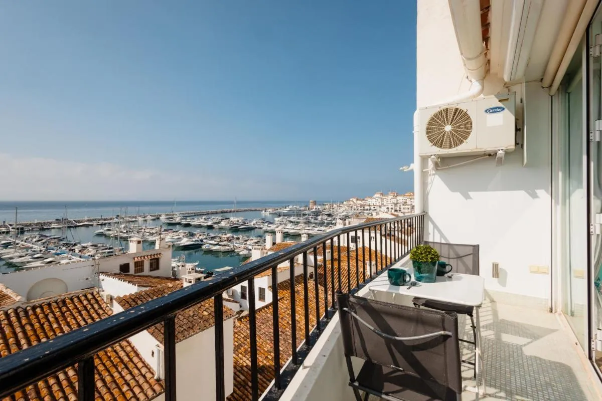 Image 2 of Apartment with stunning sea views, Puerto Banús
