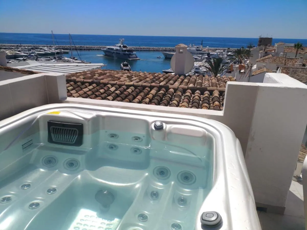Image 2 of Atico Puerto Banus, Marbella