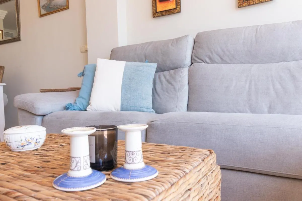 Image 1 of Ático familiar con terraza y bonitas vistas al mar en Marbella – Rio Real 282G