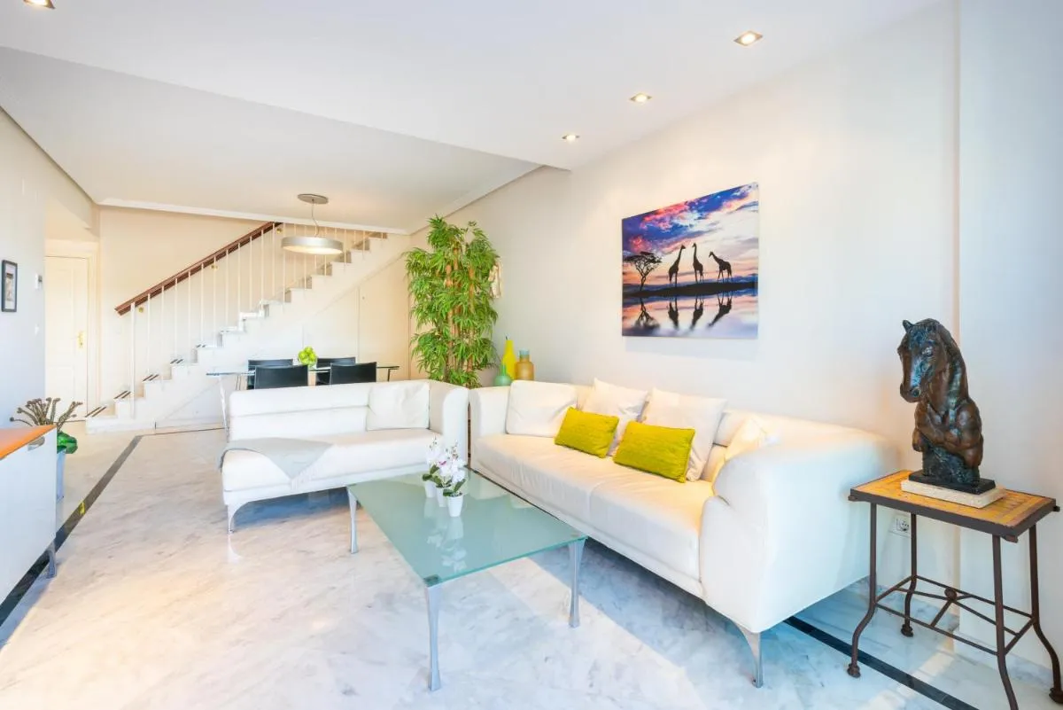Image 1 of Bahia de Marbella – 3 bedroom beach apartment with sea view