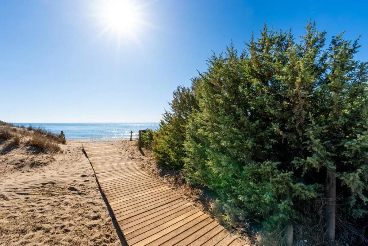 Image 4 of Bahia de Marbella – 3 bedroom beach apartment with sea view