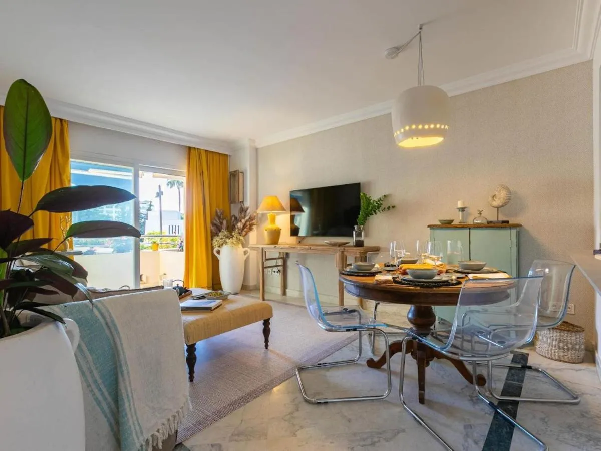 Image 4 of Banus Home
