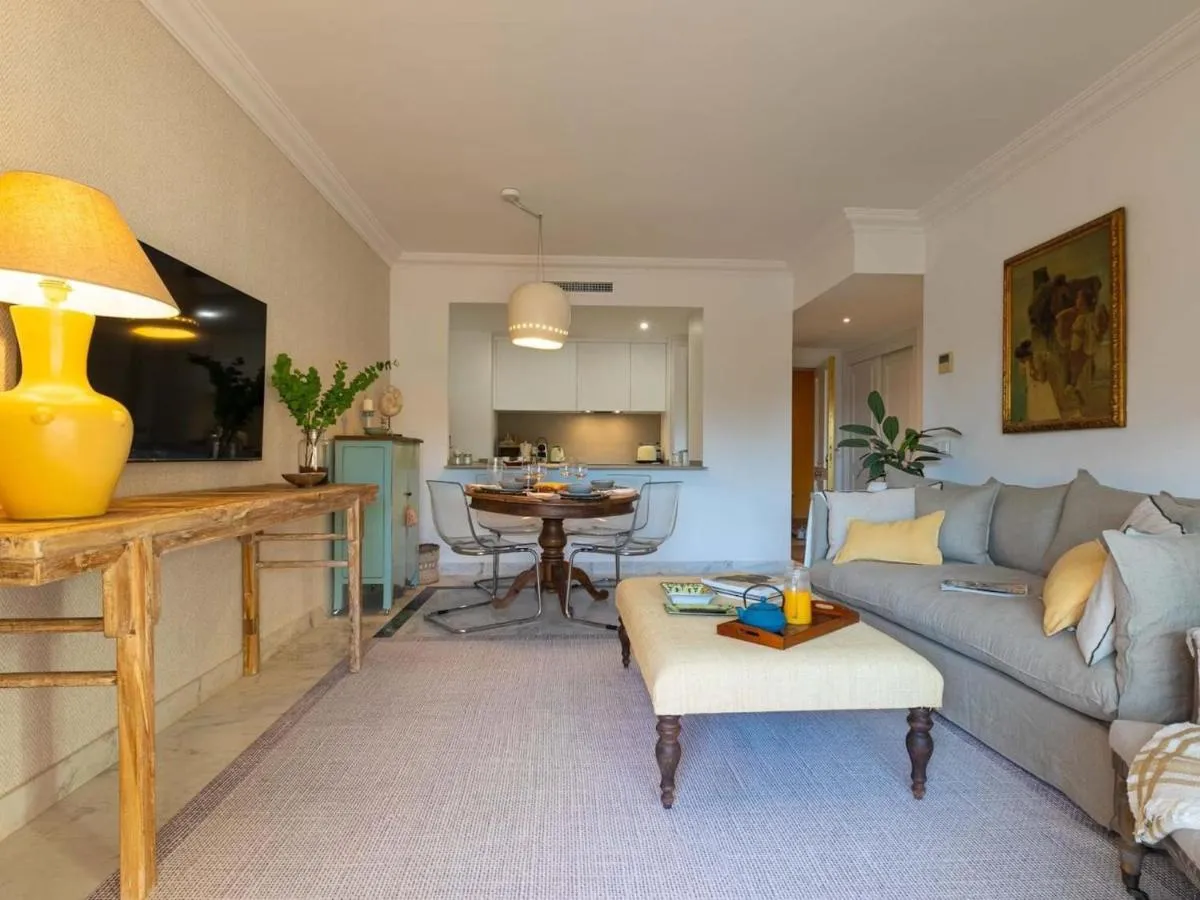 Image 5 of Banus Home